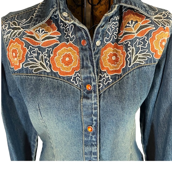 Martini Ranch Denim Shirt with great embroidery